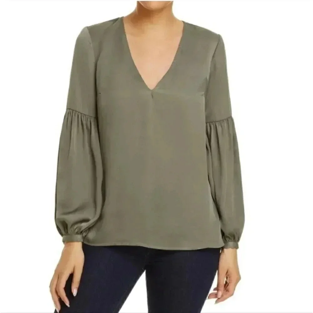Revolve L'academie The Maya Long sleeve Blouse in Olive - Picture 2 of 3